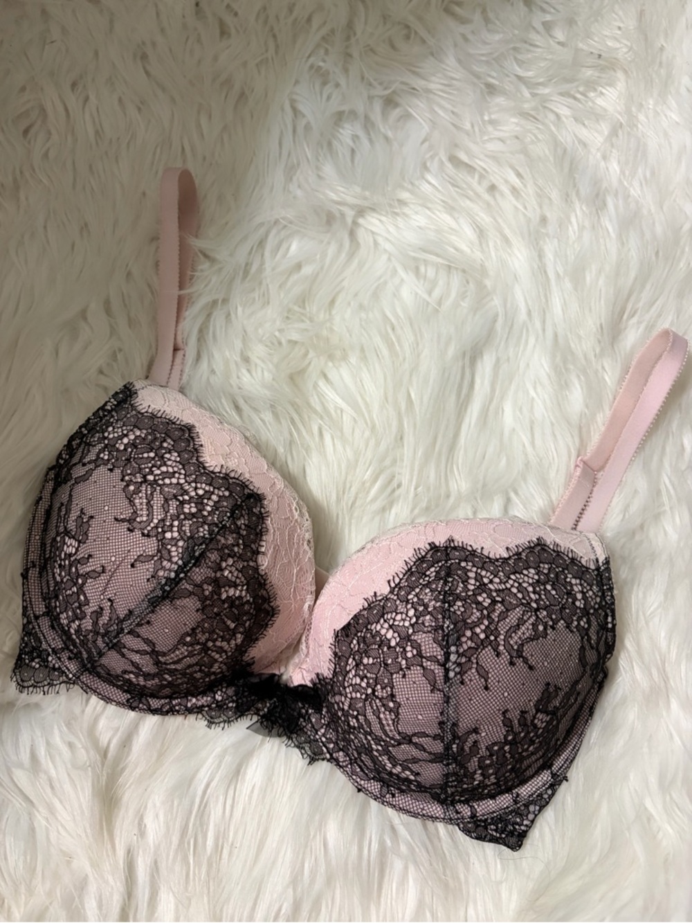Victoria’s Secret Dream Angels Push-Up Bra 32DDD